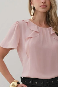 Blusa Babados