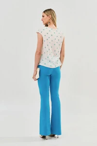 Blusa Assimétrica Poa Sobreposta Lateral Direita Franzida