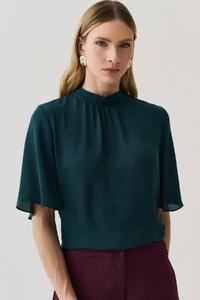 Blusa Manga Evasê Gola Baixa Pregas Triple Franzido