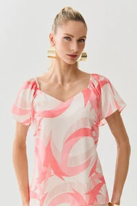 Blusa Abstrata Manga Raglan Decote Coração Ombro Elástico