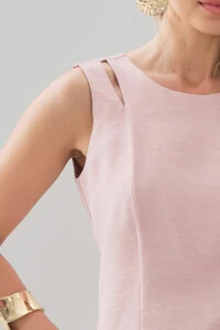 Conjunto de Blusa Regata Crop Ombro Cut Out Recorte e Calça Reta Botão Forrado