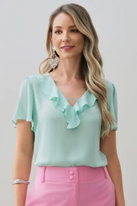 Blusa Manga Evasé Decote V Babado