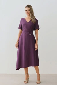 Vestido Midi Evasê Assimétrico Decote V Cinto Gold