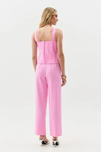 Conjunto de Alfaiataria Blusa de Alça Crop Assimétrica Lateral Franzida e Calça Reta Botão Forrado