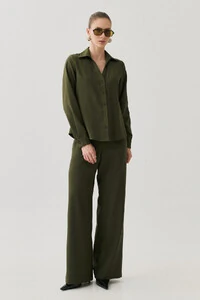 Conjunto de Alfaiataria de Camisa Manga Longa e Calça Reta