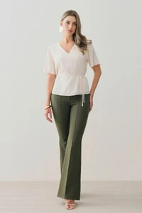 Blusa Decote V Cinto Fino