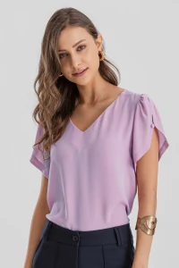 Blusa manga aberta botão forrado