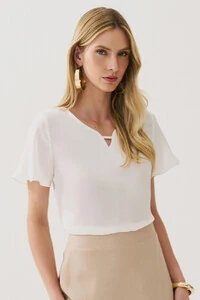 Blusa Manga Evasé Decote Cavado