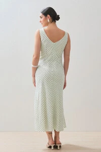 Vestido Midi Regata Listrado Recortes