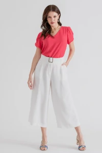 Blusa manga aberta botão forrado