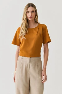 Blusa Assimétrica Pregas Ombro Esquerdo