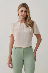 Blusa Babados
