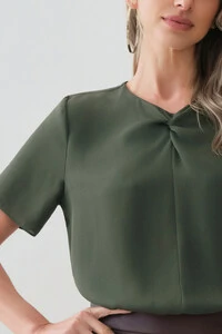 Blusa Decote V Torcido