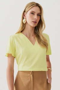 Blusa Decote V Recortes Laterais