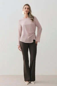 Blusa Dupla Assimétrica de Chiffon Yoryu Manga Longa Evasê Lateral Drapeada