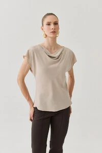 Blusa Manga Morcego Decote Drapeado