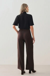 Blusa de Cetim Gola Dobrada de Laço