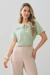 Blusa Decote Laço Pregas Double