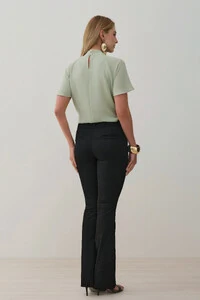 Calça Flare de Alfaiataria Double Nervura