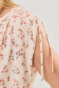 Regata Ombro Amblo Laço Puxante Floral