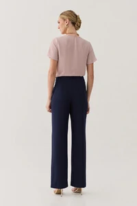 Blusa Decote Cavado Ombro Nervura