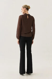 Blusa Dupla Transpassada Assimétrica de Chiffon Yoryu Manga Longa Gola Dobrada