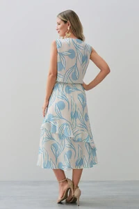 Conjunto Folhagem Poa de Blusa Regata Decote V Babado Laço e Saia Midi Babado Assimétrico