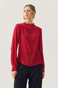 Blusa Assimétrica Manga Longa Punho Double Gola Careca Baixa Ombro Direito Pregas Double