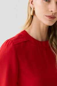 Blusa Decote Redondo Ombro Prega