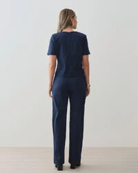 Conjunto de Alfaiataria de Blusa Crop Assimétrica Ombro Esquerdo Prega Gold Double e Calça Reta