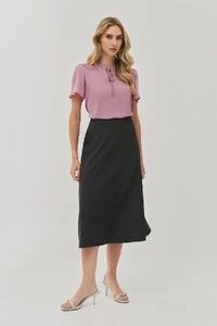 BLUSA GOLA BAIXA LAÇO FINO DECOTE CAVADO