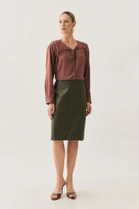 Blusa Manga Longa Punho Gold Decote Cavado Laço Puxante