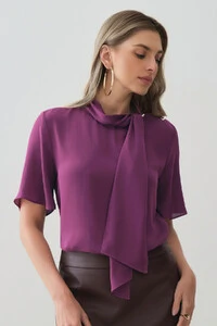 Blusa Assimétrica Gola Dobrada de Laço Ombro Esquerdo Gold Double
