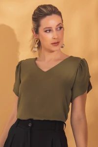 Blusa manga aberta botão forrado