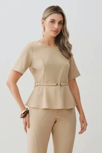 Conjunto de Blusa Crop Peplum Recorte Cinto Gold e Calça Flare Recorte