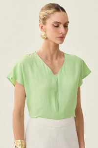 Blusa Manga Morcego Decote V Recorte