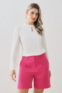 Shorts de Alfaiataria Prega Botão Forrado