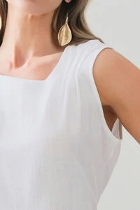 Regata Assimétrica Decote V Ombro Pregas