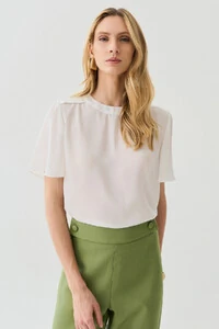 Blusa Manga Evasê Decote Redondo Ombro Prega