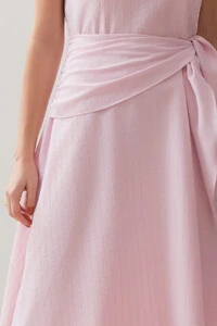 Vestido Midi Regata de Textrua Listrada Cintura Faixa Franzida