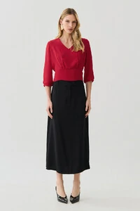 Blusa Crop Manga 3/4 Decote V Cintura Pregas Double