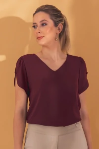 Blusa manga aberta botão forrado