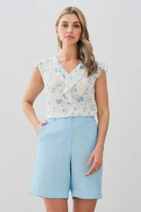 Regata Floral Decote V Ombro Babados