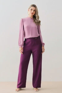 Blusa Manga Longa Punho Gola Baixa Mini Botões Triple