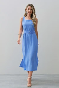 Vestido Midi Regata de Linho Decote Quadrado Fendas Laterais Cinto Fivela