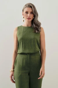 Conjunto de Regata Recortes e Calça Reta