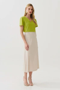 Blusa Decote V Recortes Laterais