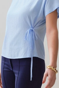 Blusa Manga Morcego Lateral Laço