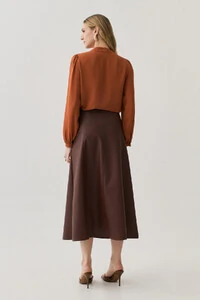 Blusa Manga Longa Punho Gola Baixa Mini Botões Triple