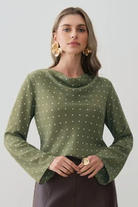 Blusa Poa Manga Longa Evasê Gola Drapeada